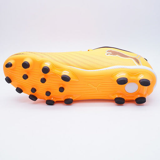 ウルトラ6プレイHG/AG+MidJRプーマPUMA108536-03ヒートファイアジュニアサッカースパイク