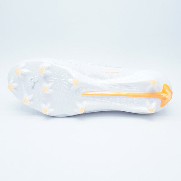 【ショップ限定エントリーでさらに+9倍】ウルトラ6アルティメットFGプーマPUMA108557-04プーマホワイトサッカースパイク天然芝