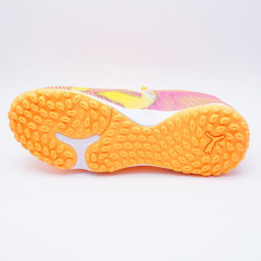 フューチャー8プレイTT+MidJRプーマPUMA108625-03ヒートファイアジュニアサッカートレーニングシューズ