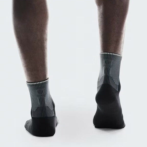 【ネコポス送料無料】オンONランニングソックスPerformance25FW2UF1005