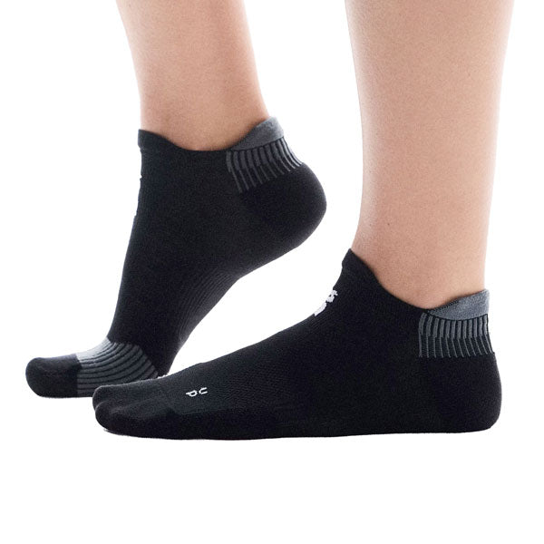 【ネコポス対応可】ONパフォーマンスランソックスLow2UF100601062UF10060813ランニングソックスアンクルソックス