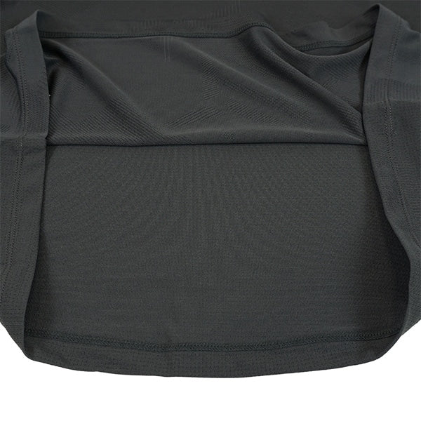 【ショップ限定エントリーでさらに+9倍】【ネコポス送料無料】ニューバランスNewBalanceBlackOutニットショートスリーブTシャツAMT55204サッカーフットサル半袖吸汗速乾メンズ