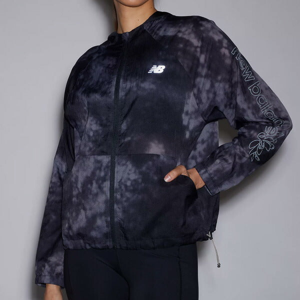 【ショップ限定エントリーでさらに+9倍】ニューバランスNewBalanceレディースランニングブレーカースペシャルエディショントランスペアレントパッカブルジャケットフードジャケットAWJ5110Y-BK