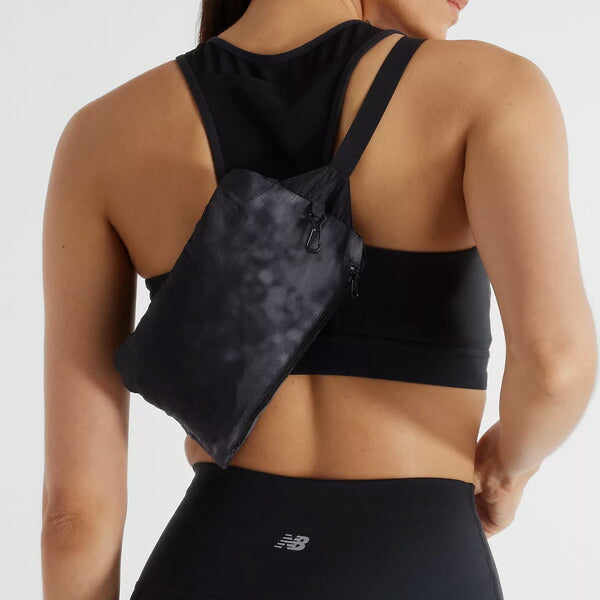 【ショップ限定エントリーでさらに+9倍】ニューバランスNewBalanceレディースランニングブレーカースペシャルエディショントランスペアレントパッカブルジャケットフードジャケットAWJ5110Y-BK