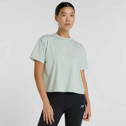 【ネコポス送料無料】ニューバランスNewbalanceレディースリラックスグラフィックTシャツAWT51135-CYS半袖