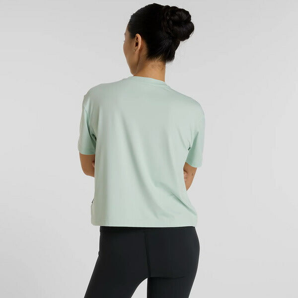 【ネコポス送料無料】ニューバランスNewbalanceレディースリラックスグラフィックTシャツAWT51135-CYS半袖