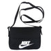 【ショップ限定エントリーでさらに+9倍】【ネコポス送料無料】ナイキNIKEウィメンズフューチュラ365クロスボディバッグCW9300-010サッカーフットサル3Lショルダーバッグ小物入れブラック