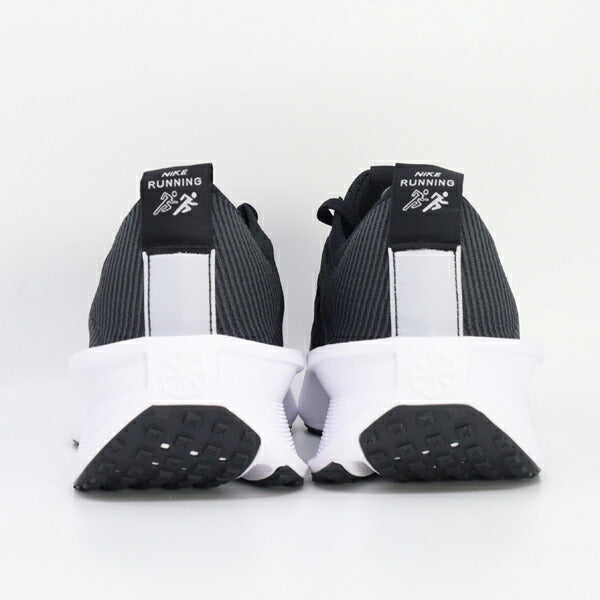 ナイキNIKEメンズランニングシューズINTERRACTランFD2291-001マラソンジョギングブラック