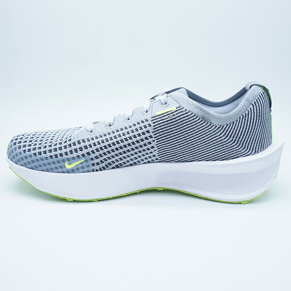 【ショップ限定エントリーでさらに+9倍】インタラクトランナイキNIKEFD2291-010ウルフグレーランニングシューズ