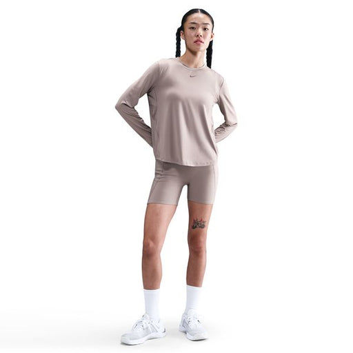 ナイキNIKEレディースDri-FITロングスリーブトップ長袖ロングTシャツNikeOneClassicFN2802-271