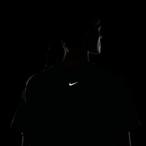 【ショップ限定エントリーでさらに+9倍】【ネコポス送料無料】ナイキNIKEレディースTシャツワンDFルーズS/S24SUFN2815-361半袖グリーン