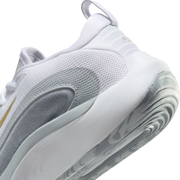 ナイキNIKEジュニアバスケットボールシューズIsoFlyFN4384-100ミニバスキッズ子供用バッシュ