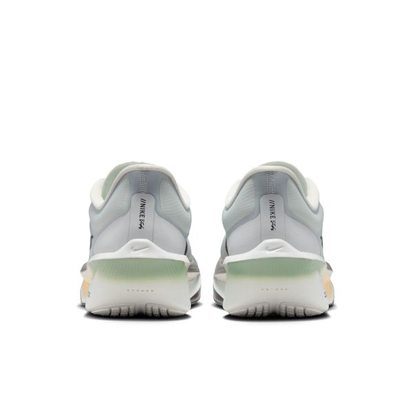 ナイキNIKEメンズランニングシューズズームフライ6マラソンジョギングFN8454-006