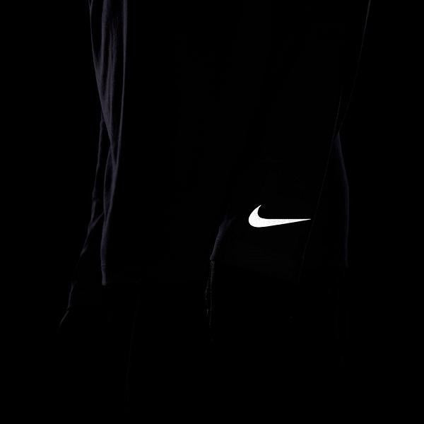 【ショップ限定エントリーでさらに+9倍】【ネコポス送料無料】ナイキNIKEメンズロングTシャツ長袖NKDFLSFLASH24SPFQ3884-100ホワイト