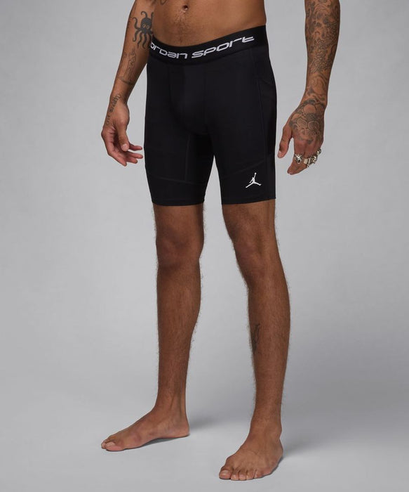 【ネコポス送料無料】ジョーダンJORDANメンズレディースバスケットボールインナーハーフタイツDFSウーブンショートFV8618-010