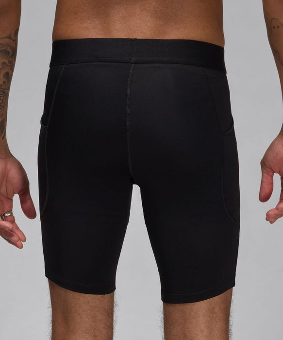 【ショップ限定エントリーでさらに+9倍】【ネコポス送料無料】ジョーダンJORDANメンズレディースバスケットボールインナーハーフタイツDFSウーブンショートFV8618-010