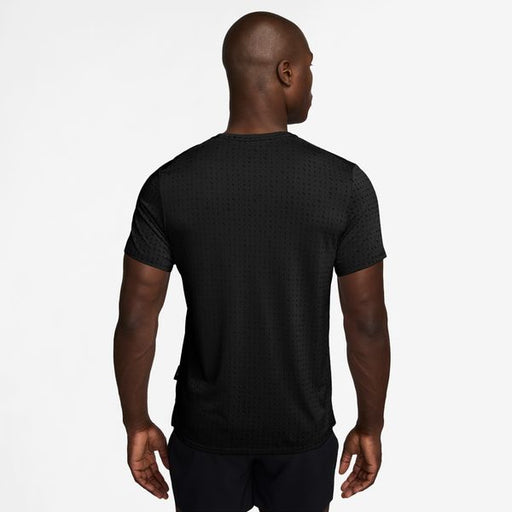 【ショップ限定エントリーでさらに+9倍】【ネコポス送料無料】ナイキNIKEメンズDri-FITショートスリーブランニングトップTシャツ半袖BREATHEMILERSS25SUHJ4182-010