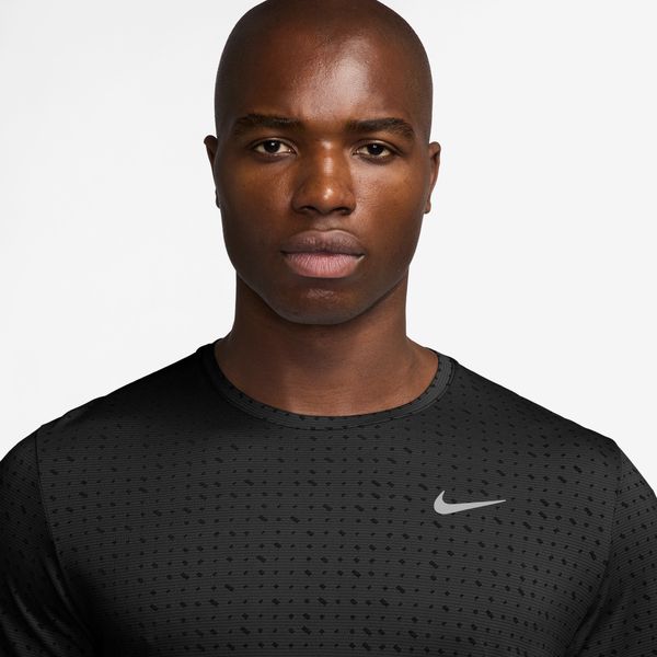 【ショップ限定エントリーでさらに+9倍】【ネコポス送料無料】ナイキNIKEメンズDri-FITショートスリーブランニングトップTシャツ半袖BREATHEMILERSS25SUHJ4182-010