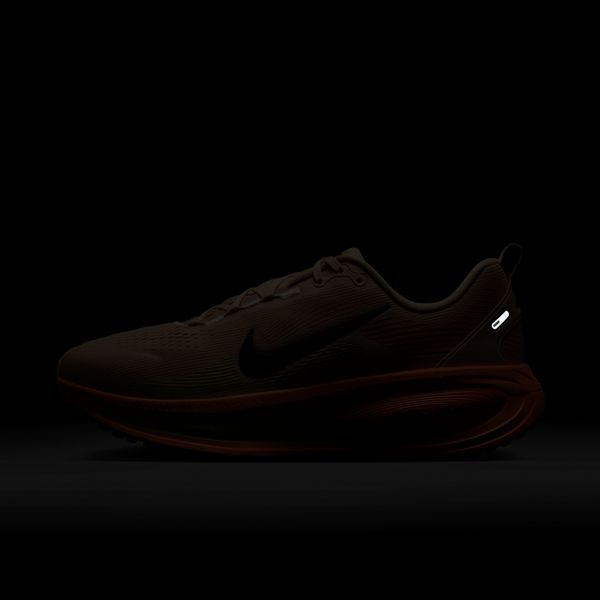 ナイキNIKEメンズランニングシューズズームボメロ18マラソンジョギングHM6803-700