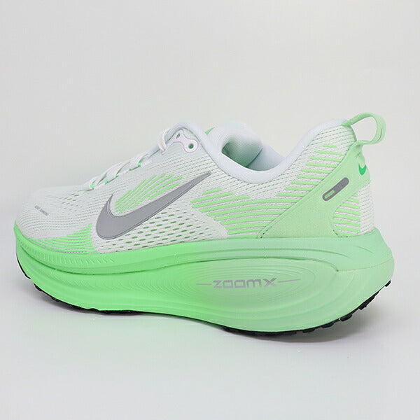 ナイキNIKEレディースランニングシューズLズームボメロ18マラソンジョギングHM6804-117