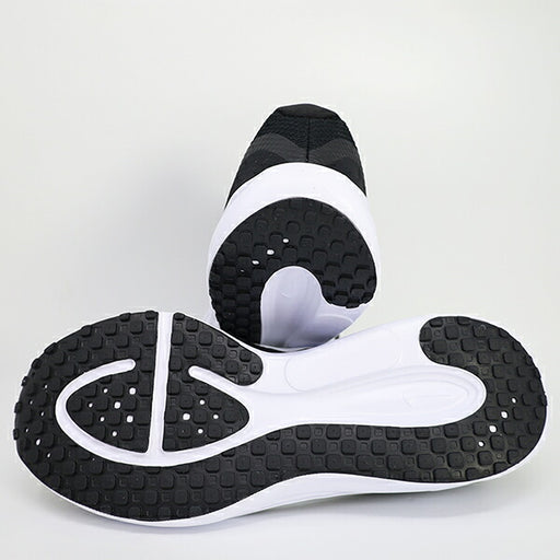 ナイキNIKEレボリューションREVOLUTION8WIDEメンズランニングシューズHQ1996-001