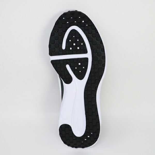 ナイキNIKEレボリューション8イージーオンREVOLUTION8EasyOnメンズランニングシューズマラソンジョギングHQ2414-001