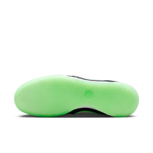 ティエンポストリートガトナイキNIKEHQ7017-001ブラックグリーンフットサルシューズ