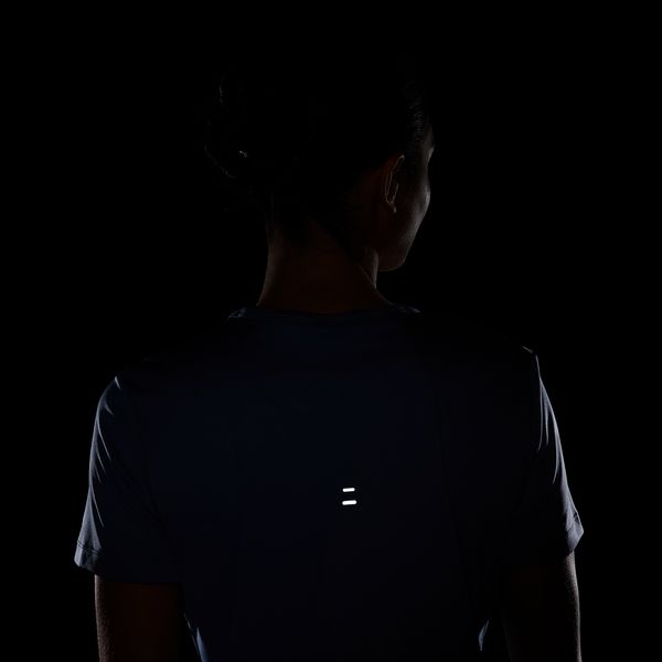 【ネコポス送料無料】NIKEナイキレディースDri-FITショートスリーブ半袖TシャツランニングトップNikeTempoSwooshRunHV2773-499