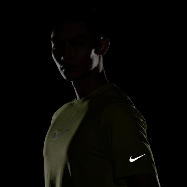 【ネコポス送料無料】ナイキNIKEメンズDri-FITUVTシャツショートスリーブ半袖トップUVHYVERSE25SUHV4882-389