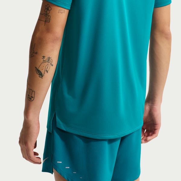【ネコポス送料無料】ナイキNIKEメンズランニングシャツSTRIDESS26HOストライドDri-FITADVショートスリーブランニングトップHV5204-372