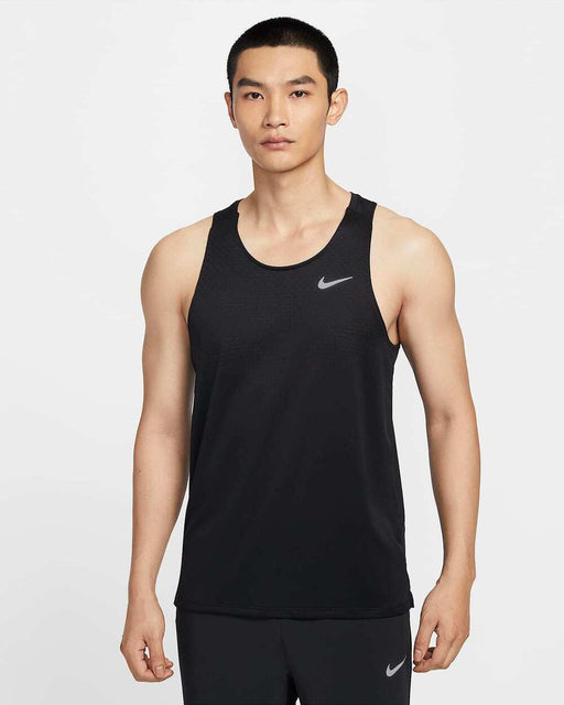 NIKEナイキDri-FITADVSTRIDEストライドTANKランニングシャツHV5211-010ランニング陸上ノースリーブメンズ