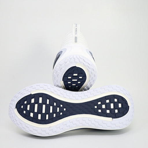 ナイキNIKEメンズランニングシューズVOMEROPLUSボメロプラスマラソンジョギングHV8150-109