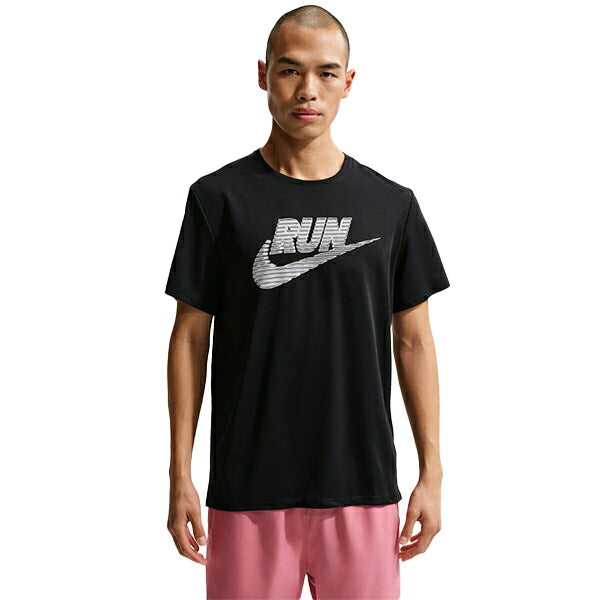 【ネコポス送料無料】ナイキNIKEランニングシャツメンズナイキマイラーDri-FITUVプロテクションショートスリーブランニングトップIF9476-010