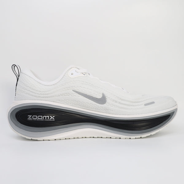 ナイキ NIKE ボメロ プラス メンズ ランニングシューズ マラソン ジョギング II7181-102