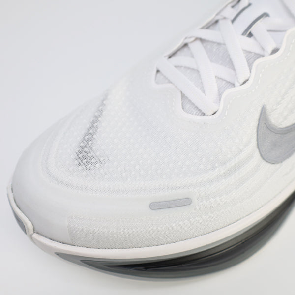 ナイキ NIKE ボメロ プラス メンズ ランニングシューズ マラソン ジョギング II7181-102