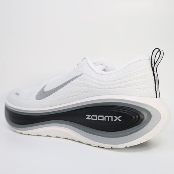 ナイキ NIKE ボメロ プラス メンズ ランニングシューズ マラソン ジョギング II7181-102