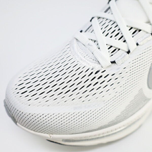 ナイキNIKEズームボメロメンズランニングシューズマラソンジョギングII7189-100