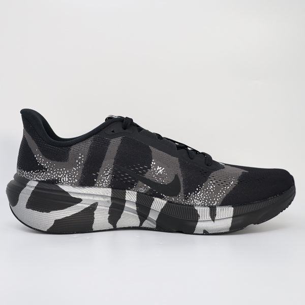 ナイキ NIKE ペガサス 42 ディスラプト メンズ ランニングシューズ マラソン ジョギング IQ3928-001