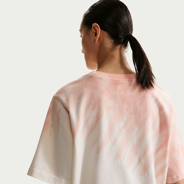 【ネコポス送料無料】ナイキNIKEレディースTシャツNSWPOOLPARTYNSWプールパーティS/STシャツ26SU半袖IR7557-378