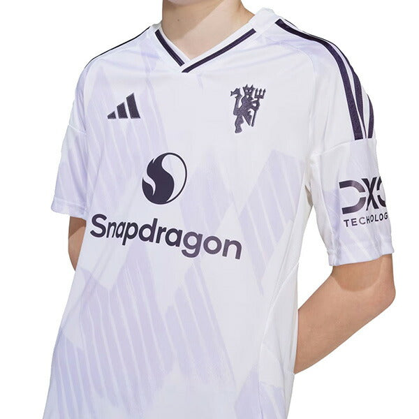 【ショップ限定エントリーでさらに+9倍】マンチェスターユナイテッドジュニアMUN2025-26レプリカアウェイユニフォームKRA65-JP3030サッカー半袖子供用ホワイトアディダスadidas