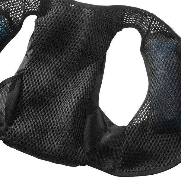 サロモンSALOMONACTIVESKIN8フラスク付LC2177800ランニング陸上ランニングベストバッグ8L小物入れブラック