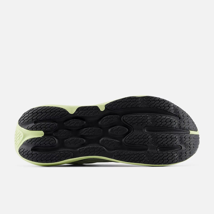 ニューバランスNEWBALANCE1080v15ランニングシューズメンズ大人クッションジョギングワイド2EグリーンM1080-68J-2E