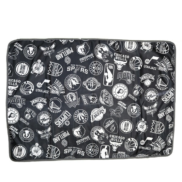 【ショップ限定エントリーでさらに+9倍】ジャスティスバスケットボールNBAブランケットALLOVERNBAグッズファングッズひざ掛けインテリアNBA35883