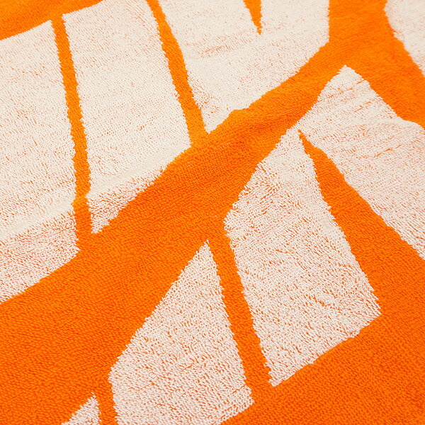 【ショップ限定エントリーでさらに+9倍】ナイキNIKEジャガードタオルMTW2000-836サッカーフットサル80×35cm化粧箱付きセーフティオレンジ