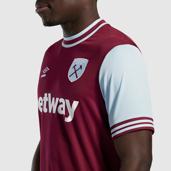 【ショップ限定エントリーでさらに+9倍】ウェストハム2024-25レプリカホームユニフォームUDA6431H-REDサッカーレッド半袖アンブロumbro