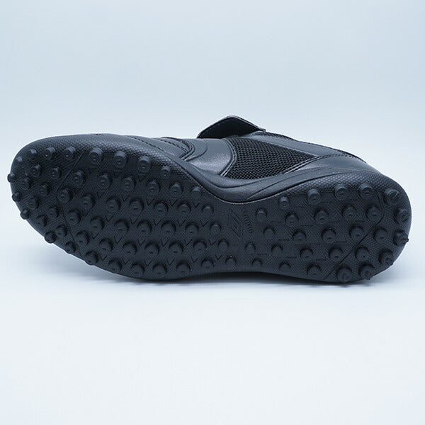 【ショップ限定エントリーでさらに+9倍】アクセレイターTRLTWIDEアンブロumbroUF5FCST2M-BKWHブラックサッカートレーニングシューズ