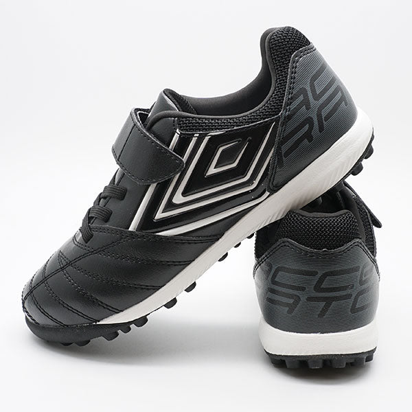 【ショップ限定エントリーでさらに+9倍】アクセレイターSBJRWIDEアンブロumbroUU4WJB04BWブラックジュニアサッカートレーニングシューズ