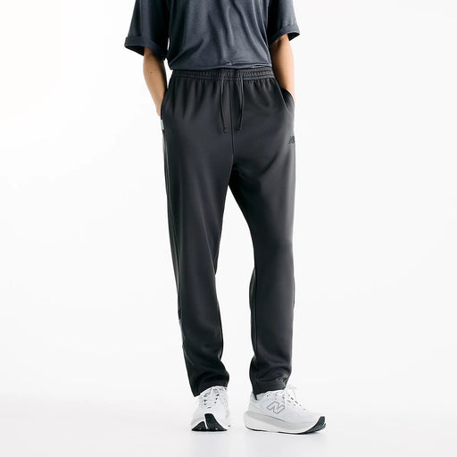ニューバランスNEWBALANCEトラックパンツニットパンツ（テーパード）レディース大人吸湿速乾保温ダブルニットテーパードWB6218T8-BLK