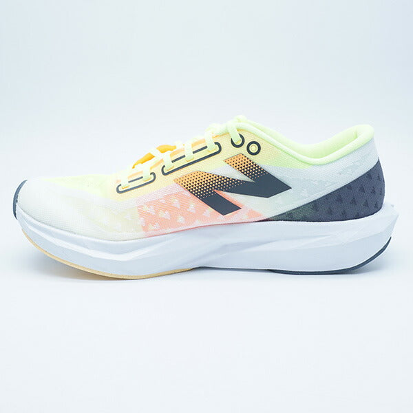 FUELCELLPVLSEパルスニューバランストラック競技世界陸連ルール適応WFCNPWM-Bレディースランニングシューズ