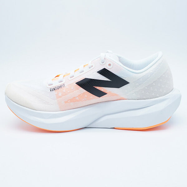 【ショップ限定エントリーでさらに+9倍】FuelCellRebelv4ニューバランスNewBalanceWFCXCN4-Bホワイトレディースランニングシューズ